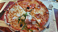 Pizzaiola food