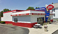 Dairy Queen outside