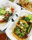 Taco Nazo (taco Truck) food