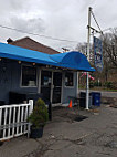 Blue Check Deli outside