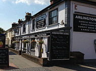 The Arlington Arms outside