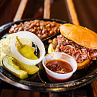 Podnuh's B-q food