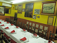 Taberna Antonio Sanchez Taberna De Los Cuatro Siglos food