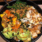 Komo Poke Bowl food