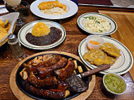 El Coyote Garrison food