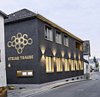 Stein's Traube outside