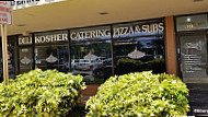 Stefano's Kosher outside