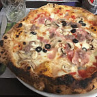 Pizzeria Borghetto Di Suphabun Somjit food