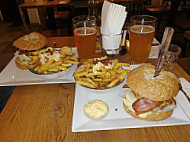 Die Burgermacher food