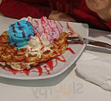 Gallone's Ice Cream Parlours food