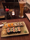 Sushi & Bringdienst food