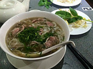 De-Pho Vietnamese & Chinese Restaurant food