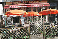 L'Annamaria inside