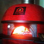 Fuoco Pizzeria Napoletana inside