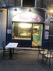 Dieppe Food inside