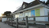 The Beach Hut, Friars Cliff outside