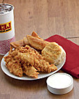 Lee's Famous Recipe Fried Chicken food