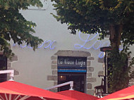 Le Vieux Logis outside