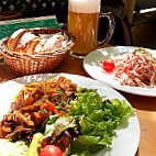 Hausbrauerei Feierling food