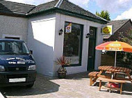 Queen Street Chippy outside