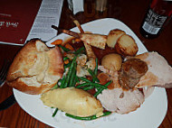 The Grapes, Formby food