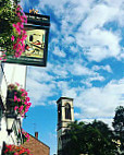 The Old Bookbinders Ale House outside