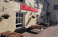 The George Inn outside