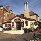 The Boathouse outside