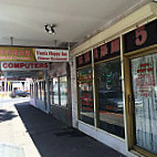 Yam's Happy Inn Chinese Restaurant outside