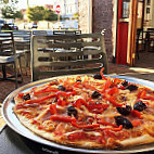 Mt. Etna Cafe & Pizzeria food