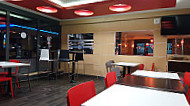 Domino's Pizza Cernay inside