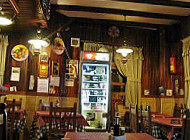 Meson Jose Y Victoria inside