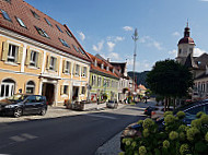 Schlagers Kaffeewirtshaus inside