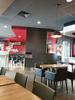 KFC - St-Quentin inside