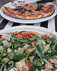 Pizza Giovanni food