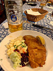 Hofbrauhaus food