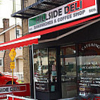 Hillside Deli outside