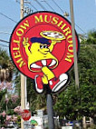 Mellow Mushroom outside