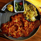 Schnitzelei Charlottenburg food