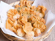 Mak's Chee Authentic Wonton (one Utama) food