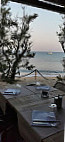 Le Fautea Plage Resturant food