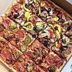 Hunt Brothers Pizza food