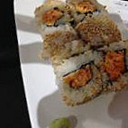 Nina Sushi food