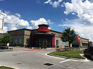 Red Robin Gourmet Burgers And Brews outside