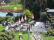 HöfnerStübl Minigolf inside