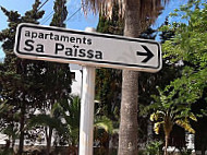 Hostal Residencia Sapaissa outside