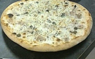 A Tutta Pizza inside