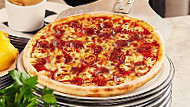 Ray's Pizza food