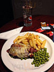 The Lauder's Pub food