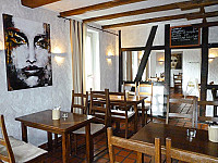 La Taverna inside